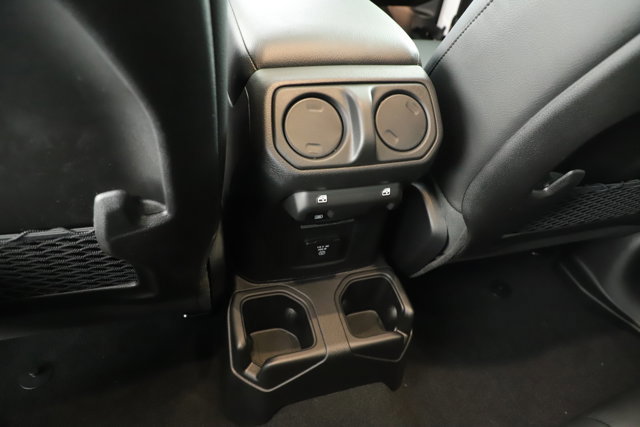 New 2026 Jeep Gladiator Rubicon w/ Technology Group image 23