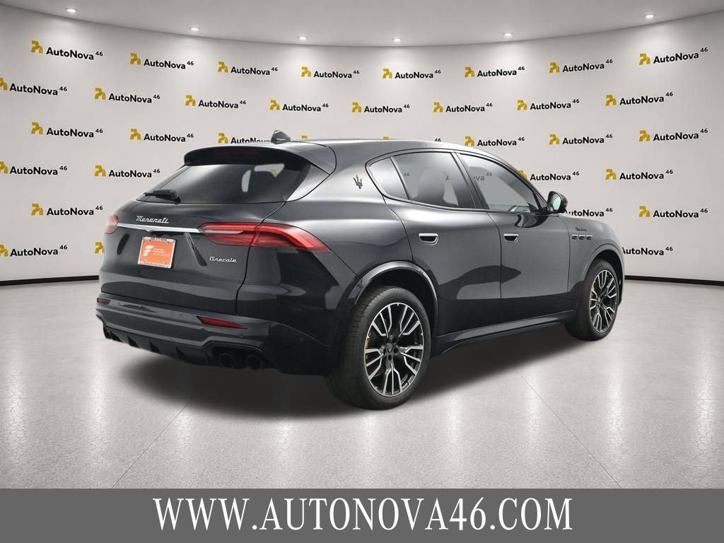 Used 2023 Maserati Grecale Modena AWD/4WD image 9