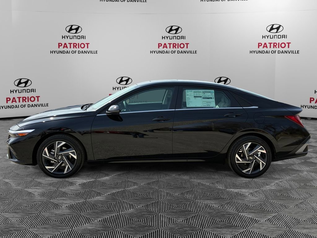 New 2026 Hyundai Elantra Limited image 6