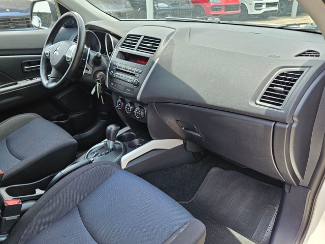 Used 2011 Mitsubishi Outlander Sport ES FWD image 20