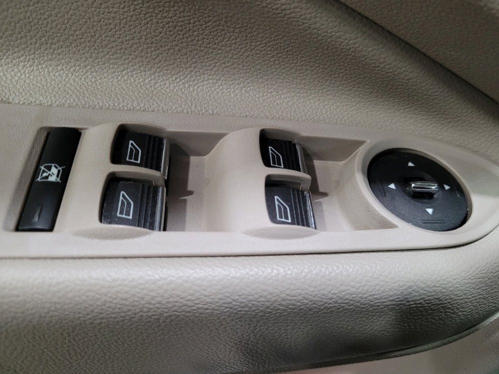 Used 2014 Ford Escape Titanium AWD/4WD image 27