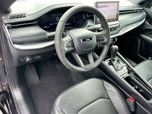 Used 2023 Jeep Compass High Altitude w/ Driver Assist Group I image 9