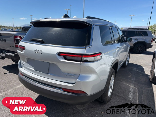 Used 2025 Jeep Grand Cherokee L Laredo w/ Trailer Tow Package image 6