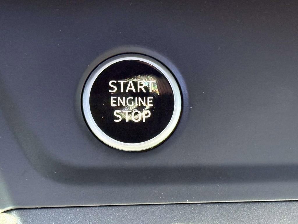 Used 2021 Audi Q3 2.0T Premium Plus w/ Premium Plus Package AWD/4WD image 19