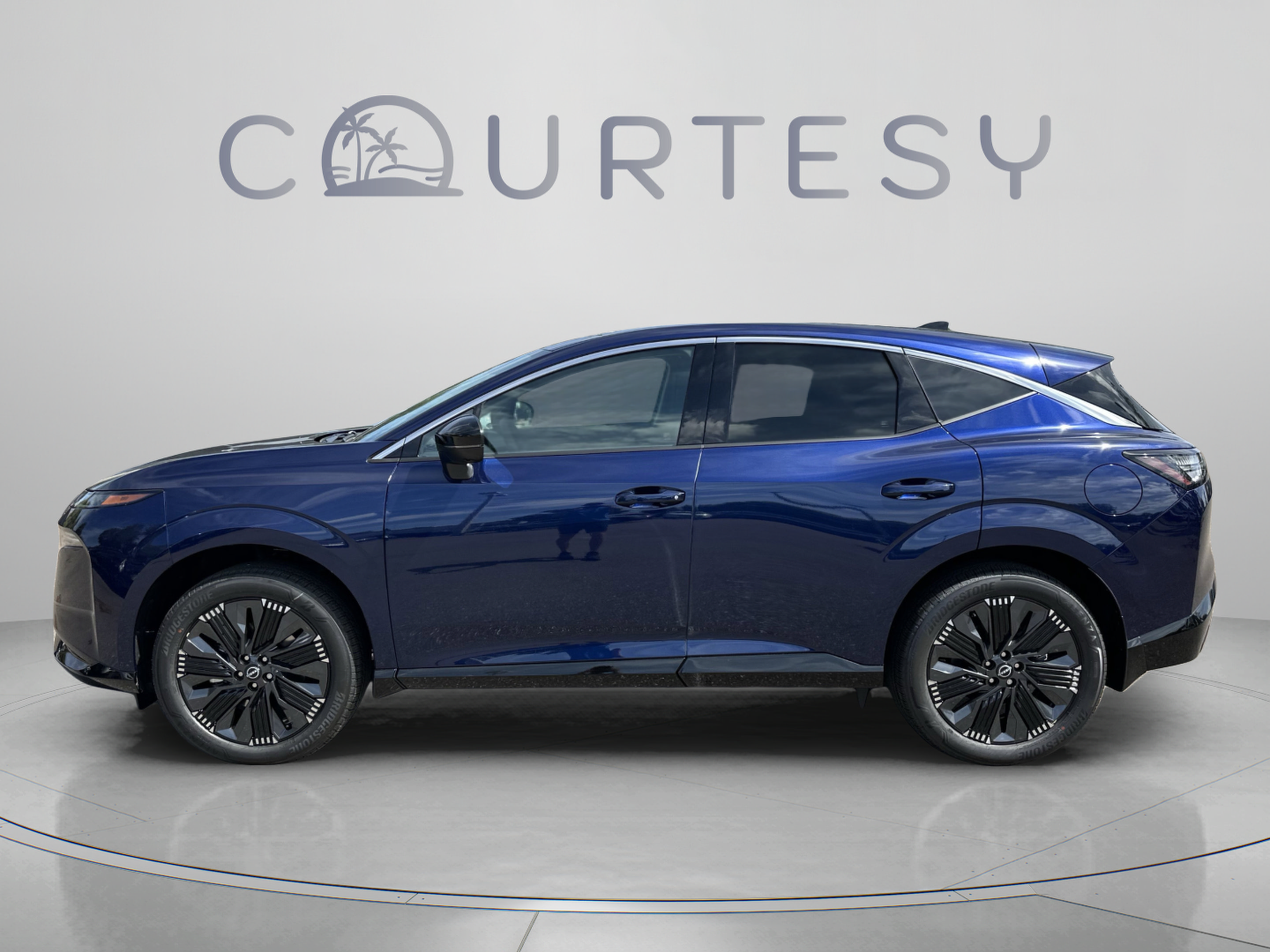 New 2026 Nissan Murano Platinum w/ Cargo Package AWD/4WD image 2
