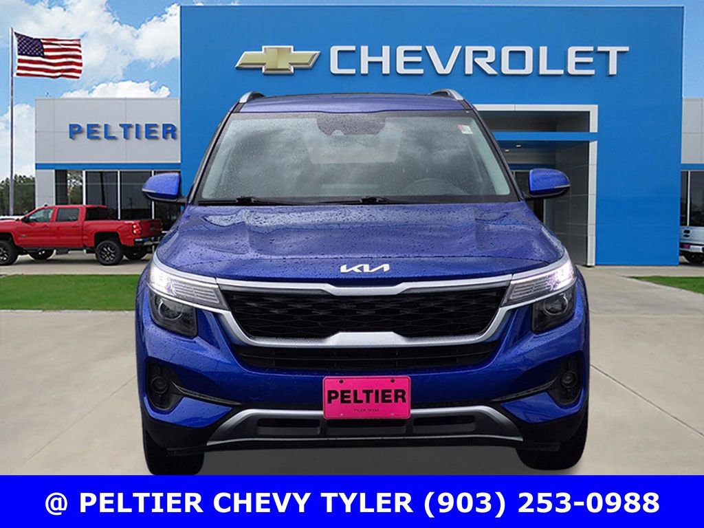 Used 2022 Kia Seltos S FWD image 2