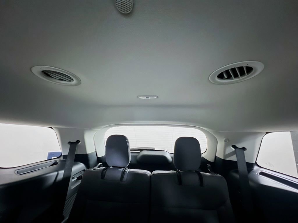 Used 2026 Ford Explorer Active image 38
