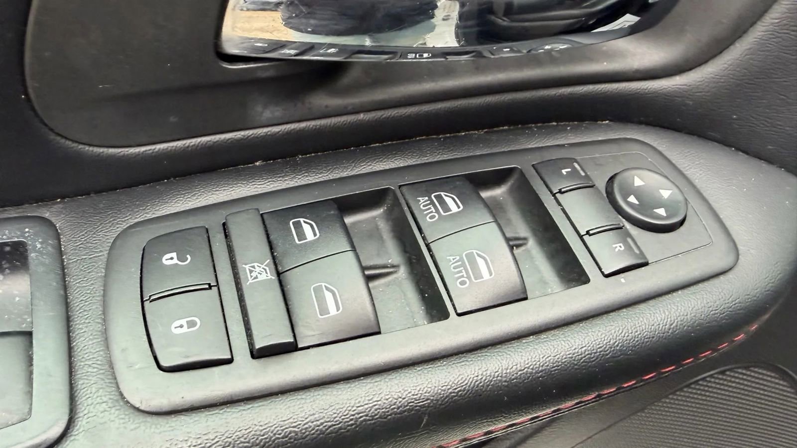 Used 2019 Dodge Grand Caravan GT image 23