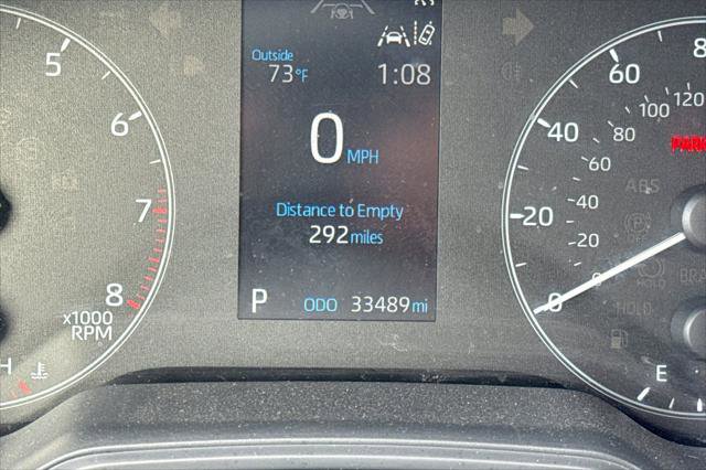 Certified 2024 Toyota Corolla SE w/ SE Premium Package FWD image 3
