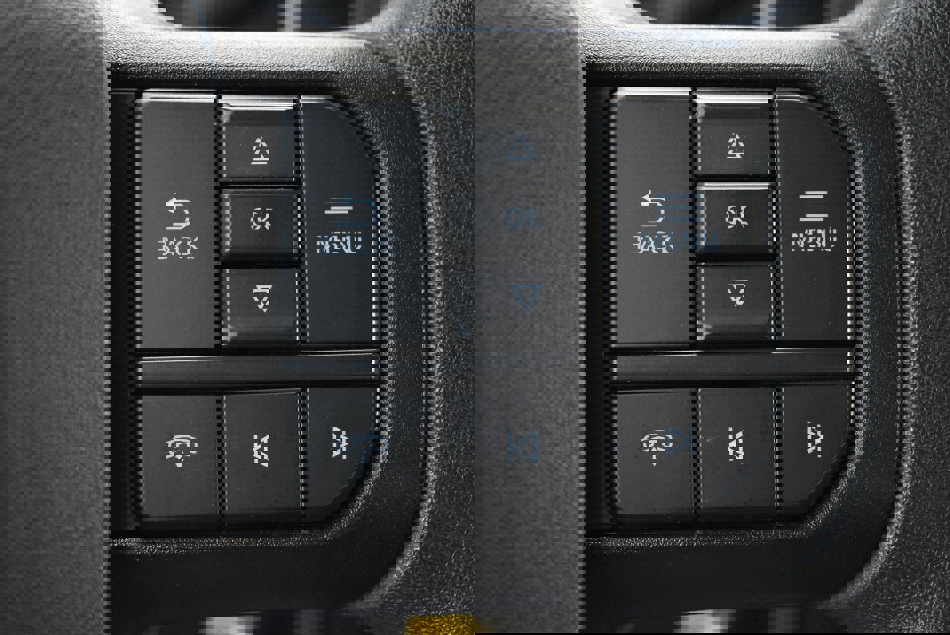 Used 2023 Ford F150 XLT w/ Trailer Tow Package image 19