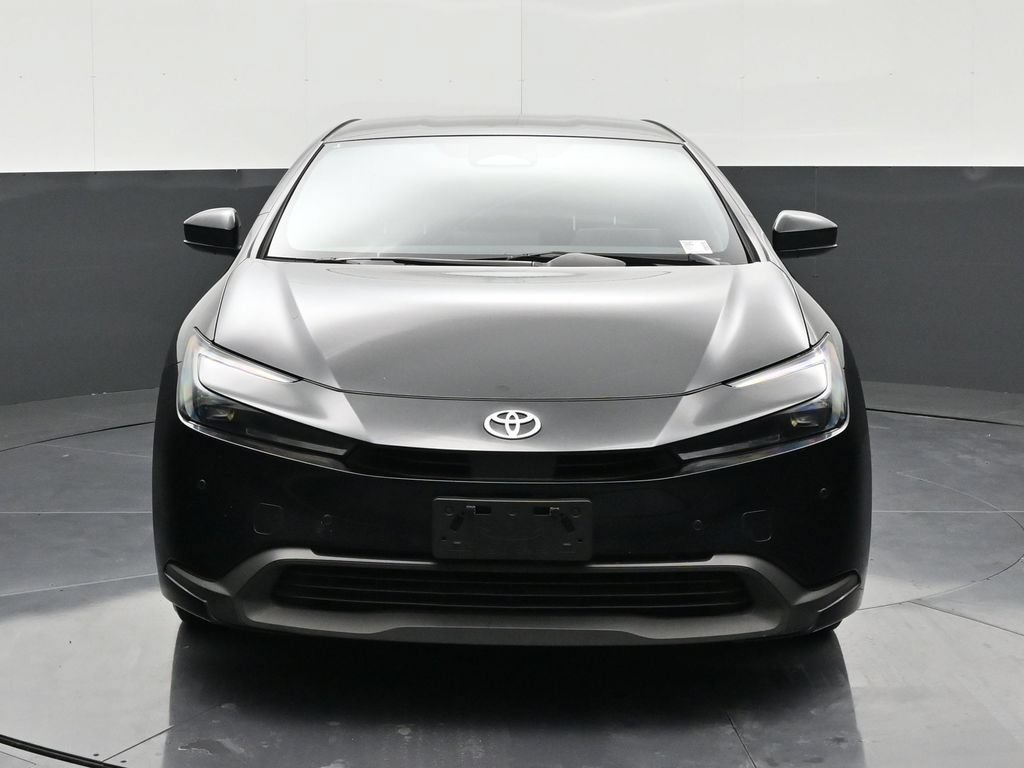Used 2024 Toyota Prius LE FWD image 8