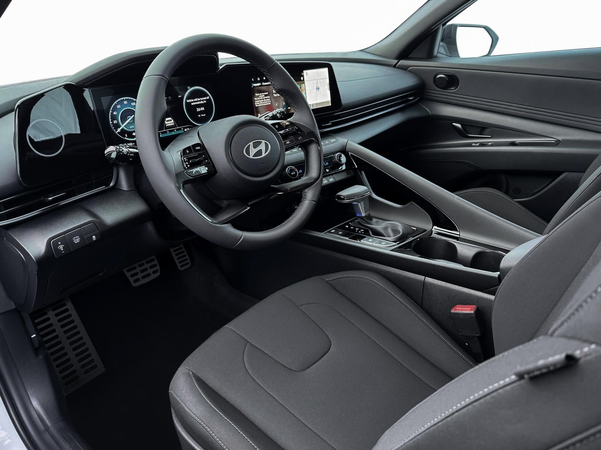 New 2025 Hyundai Elantra SEL FWD image 14