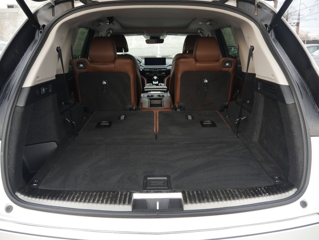 Used 2023 Acura MDX SH-AWD w/ Advance Package image 24