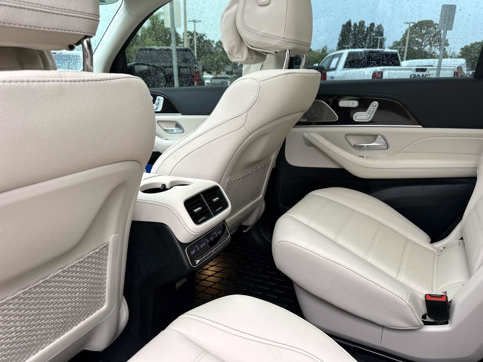 Certified 2025 Mercedes-Benz GLS 580 4MATIC image 15