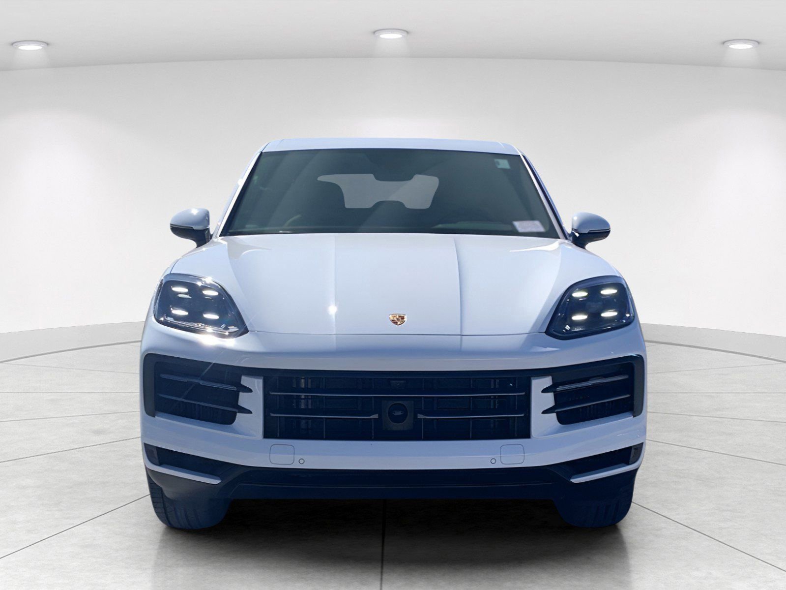 Used 2025 Porsche Cayenne image 8