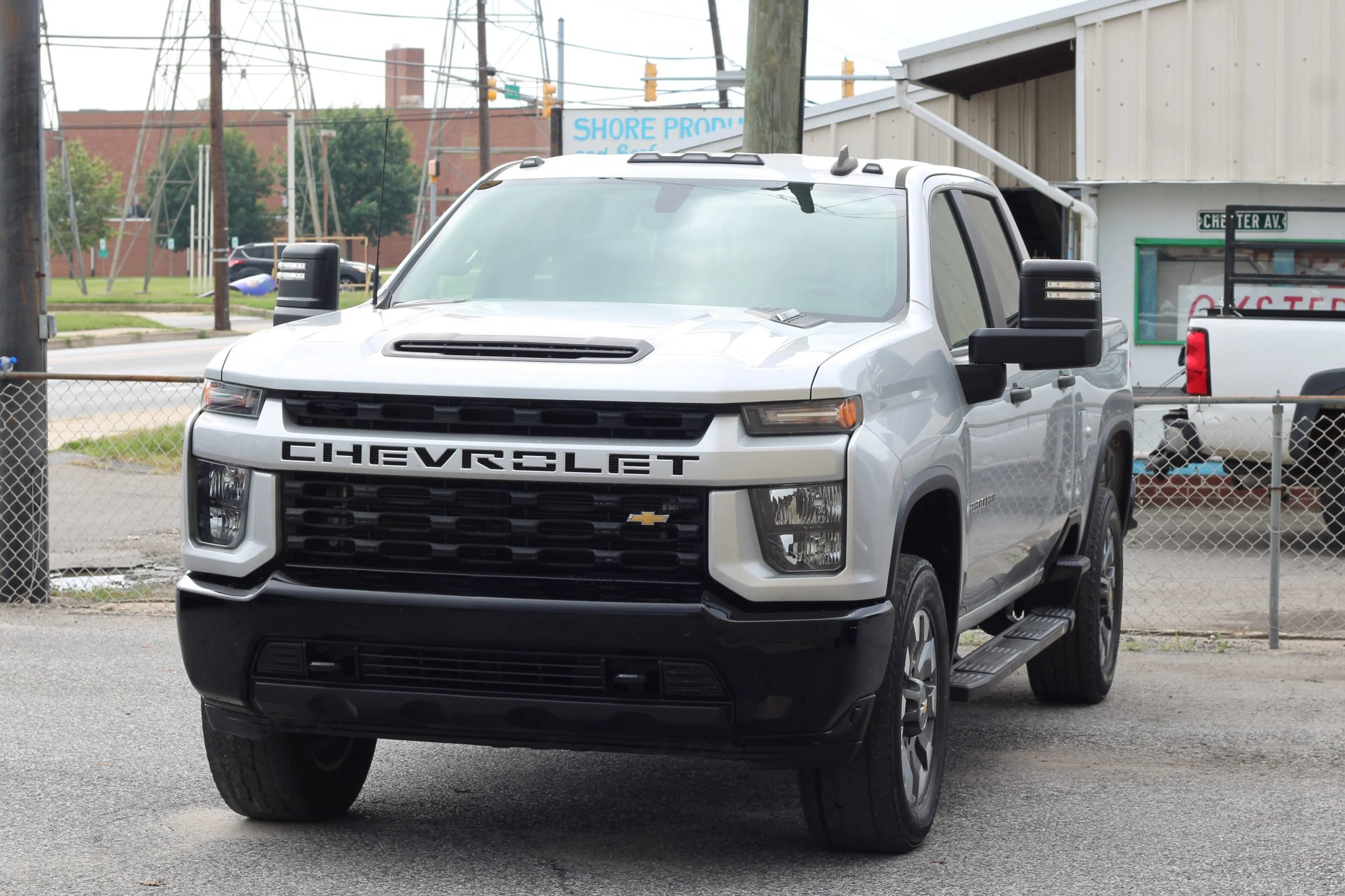 Used 2021 Chevrolet Silverado 2500 Custom w/ Custom Value Package AWD/4WD image 3