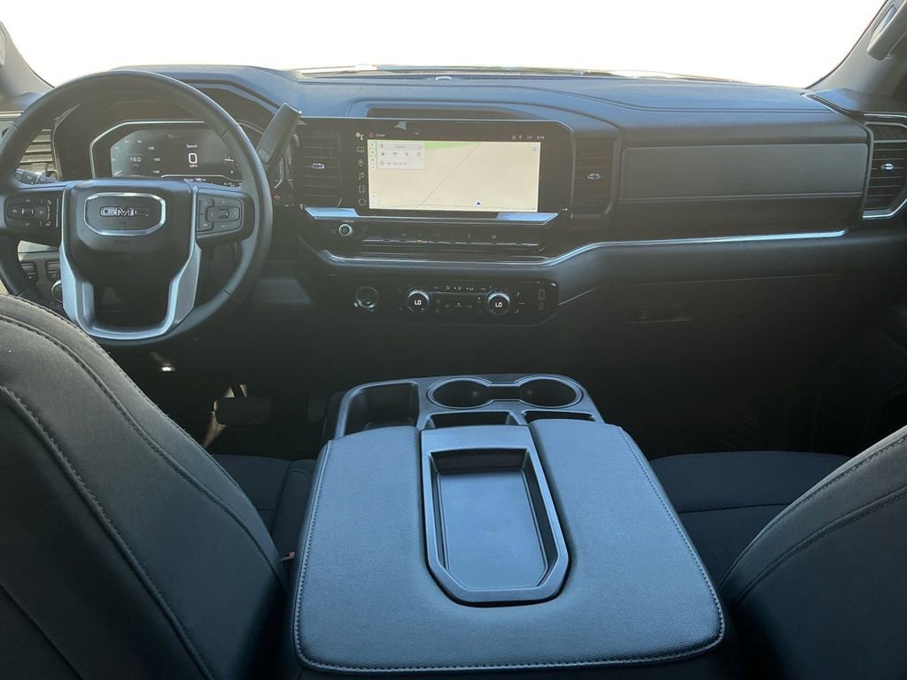 Used 2024 GMC Sierra 1500 SLE AWD/4WD image 17