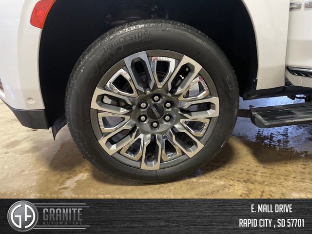 Used 2023 GMC Yukon Denali Ultimate image 26