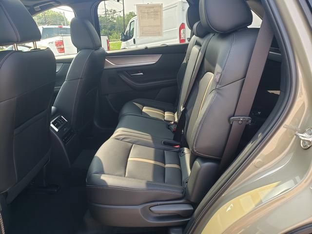 Used 2025 MAZDA CX-70 3.3 Turbo w/ Premium Plus Pkg AWD/4WD image 13