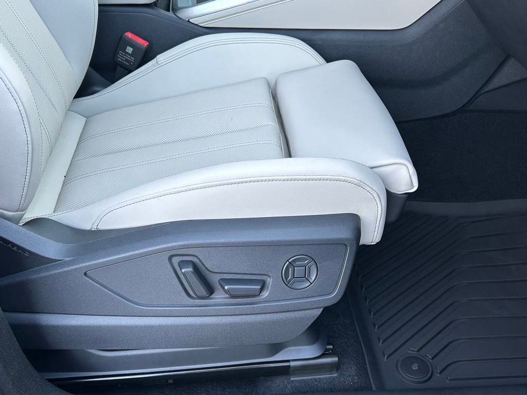 New 2025 Audi Q5 Premium Plus image 40