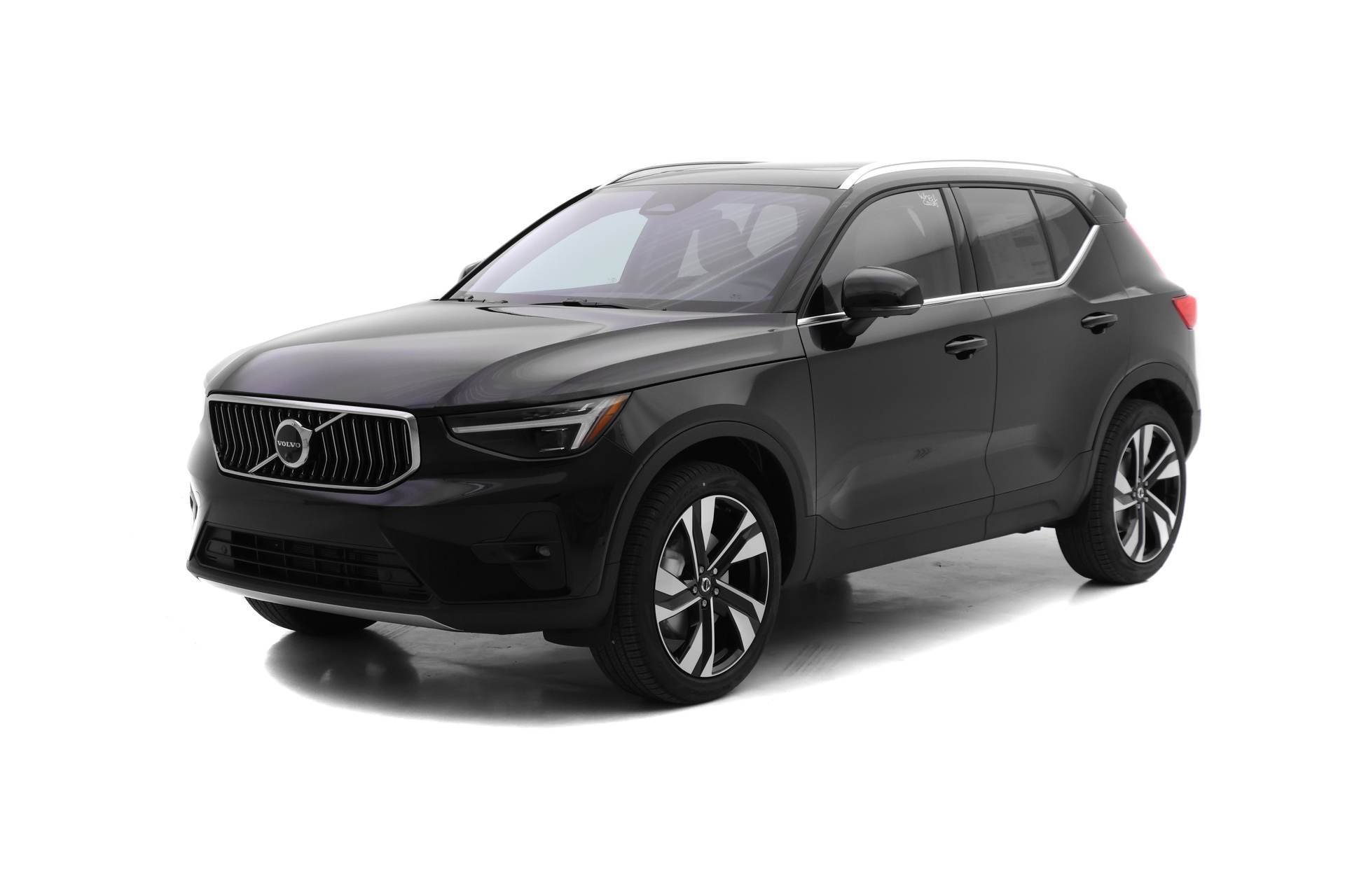 New 2025 Volvo XC40 B5 Ultra w/ Protection Package Premier