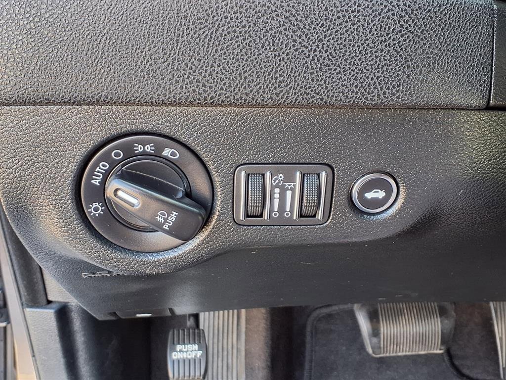 Used 2018 Dodge Charger GT image 12