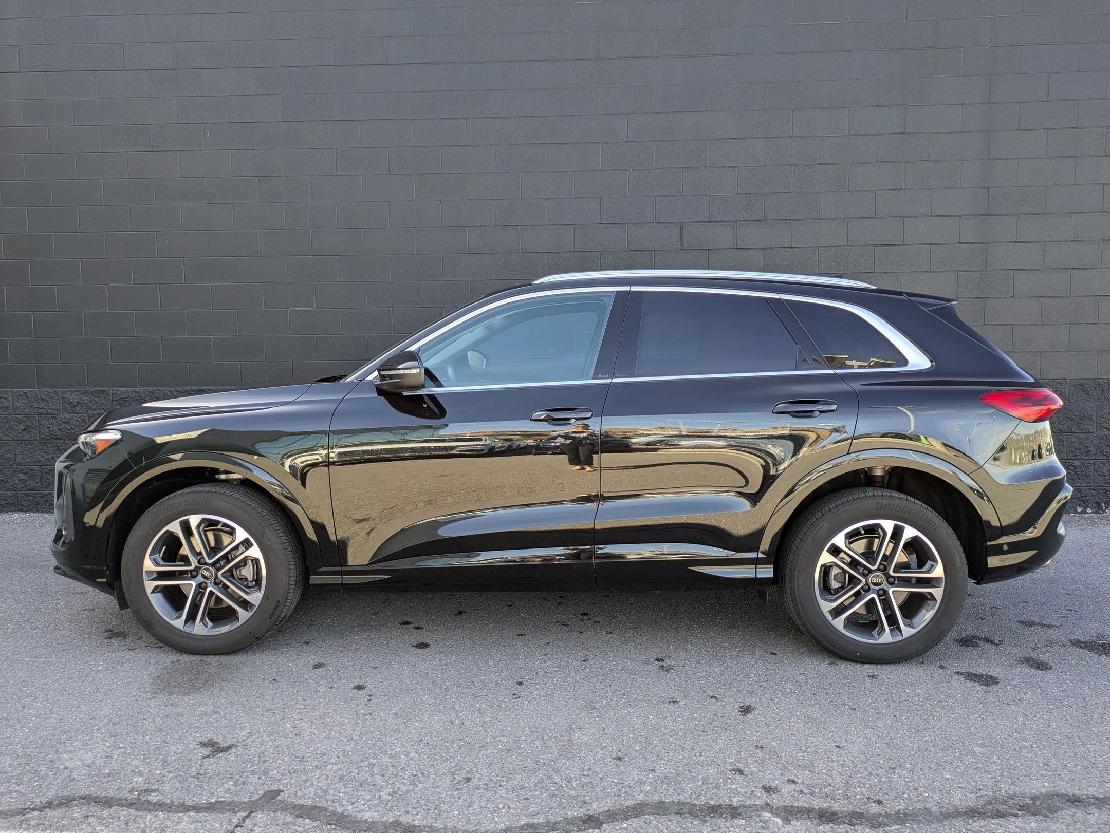 Certified 2025 Audi Q5 Premium Plus w/ Premium Plus image 9