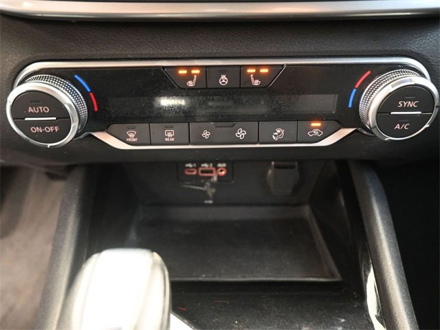 Used 2020 Nissan Altima 2.5 SV image 4