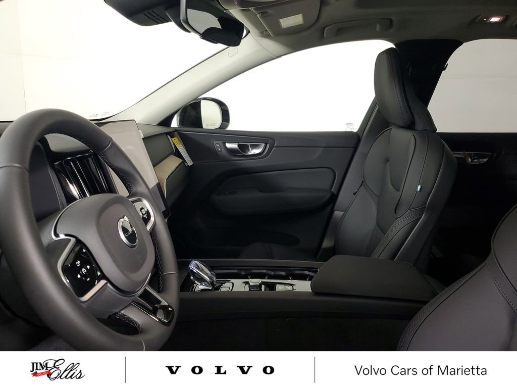 New 2026 Volvo XC60 B5 Plus w/ Protection Package Premier image 22