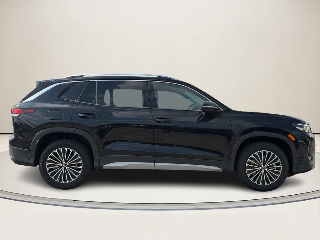 New 2026 Volkswagen Tiguan S AWD/4WD image 2
