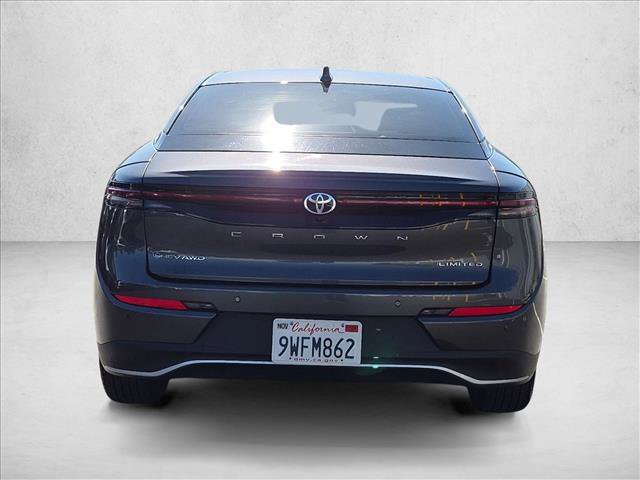 Used 2024 Toyota Crown AWD/4WD image 7