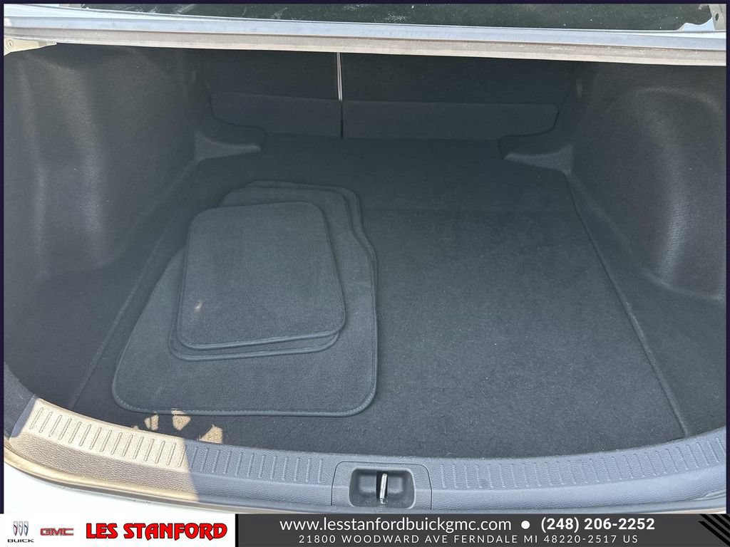 Used 2022 Toyota Corolla LE FWD image 11