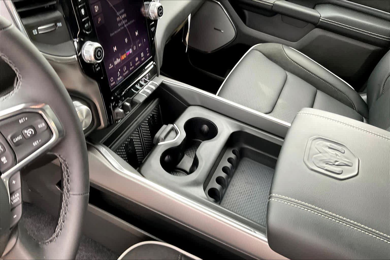 New 2027 RAM 1500 Laramie AWD/4WD image 7