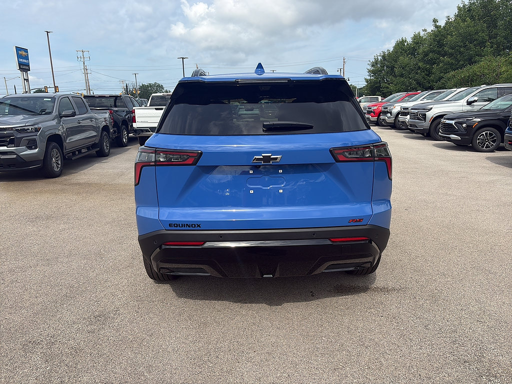 New 2027 Chevrolet Equinox RS w/ Safety and Technology Package FWD image 4
