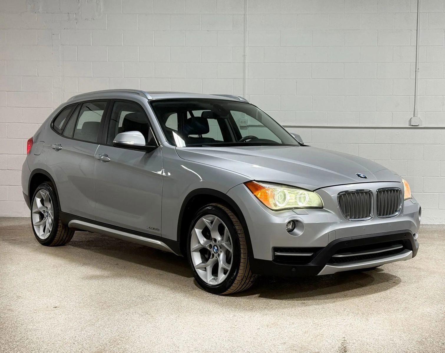 Used 2013 BMW X1 xDrive35i AWD/4WD image 4