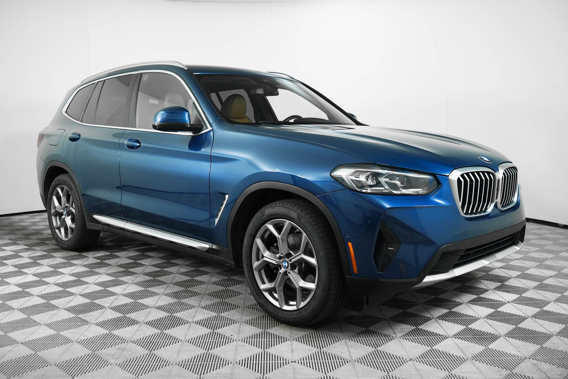 Used 2024 BMW X3 sDrive30i w/ Convenience Package w/ZPA
