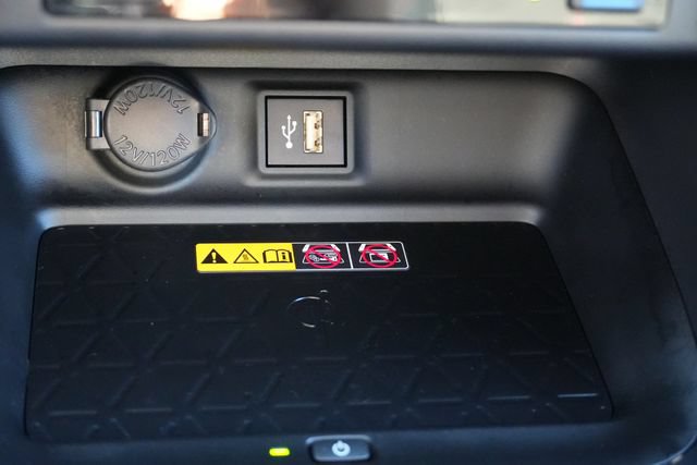 Used 2025 Toyota RAV4 XSE w/ Premium Package AWD/4WD image 42