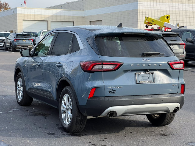 Used 2023 Ford Escape Active w/ Tech Pack #2 AWD/4WD image 11