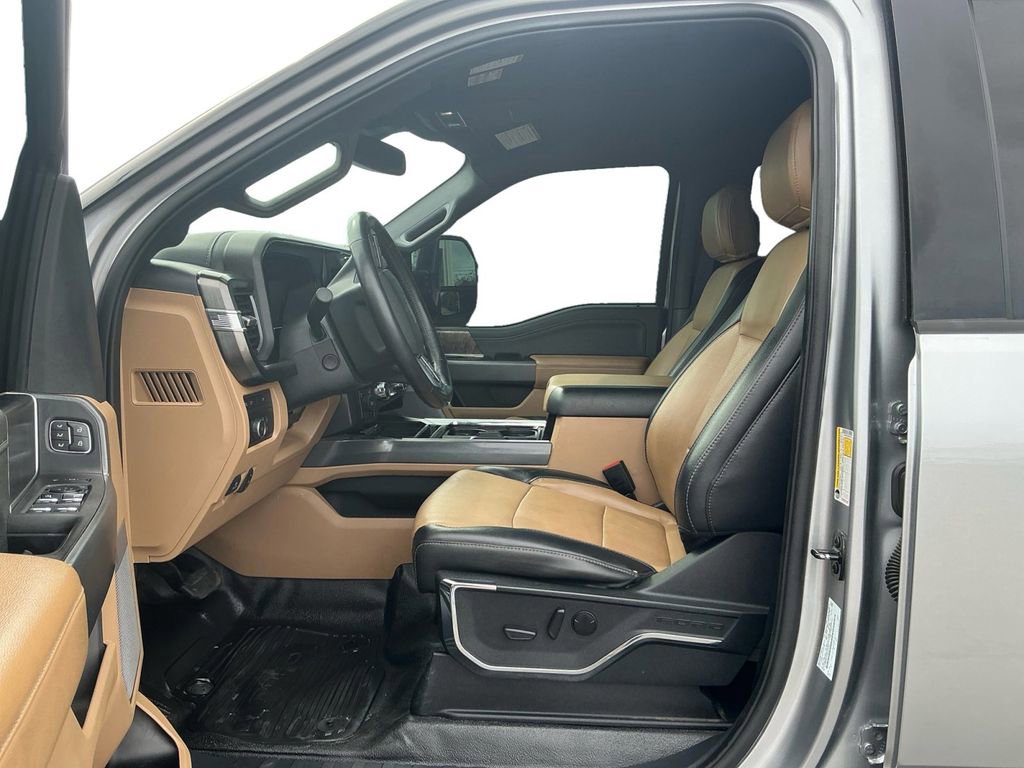 Used 2024 Ford F350 Lariat AWD/4WD image 14