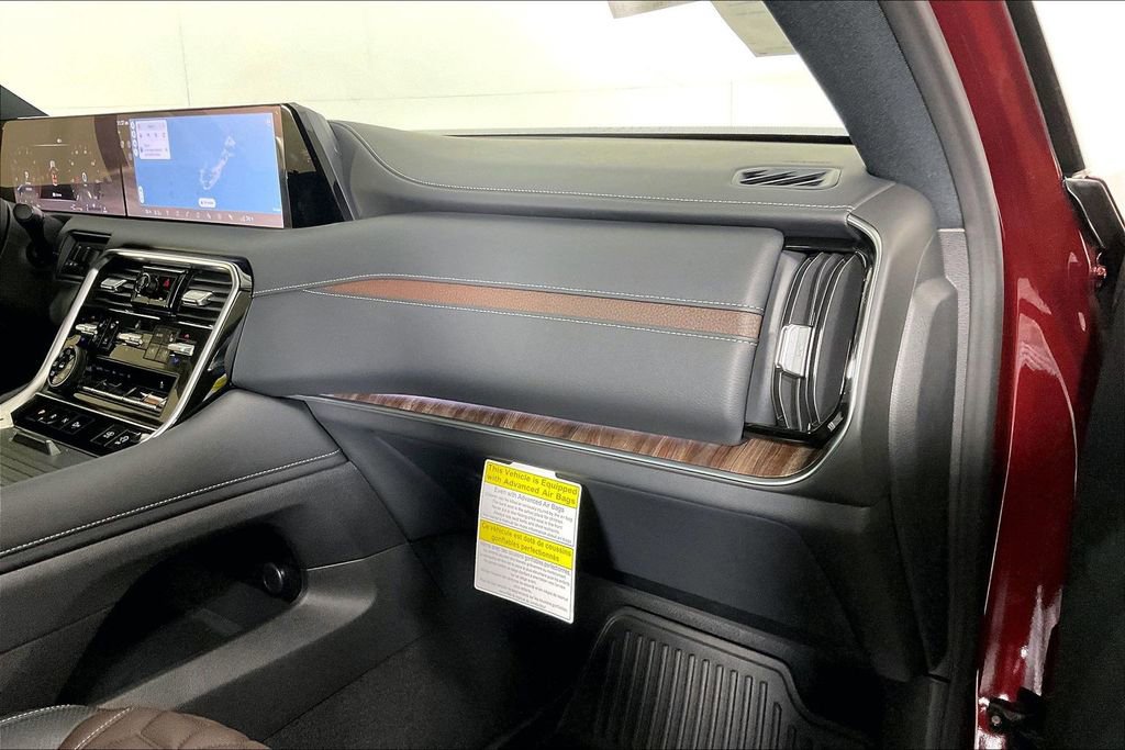 New 2026 Nissan Armada Platinum Reserve image 21