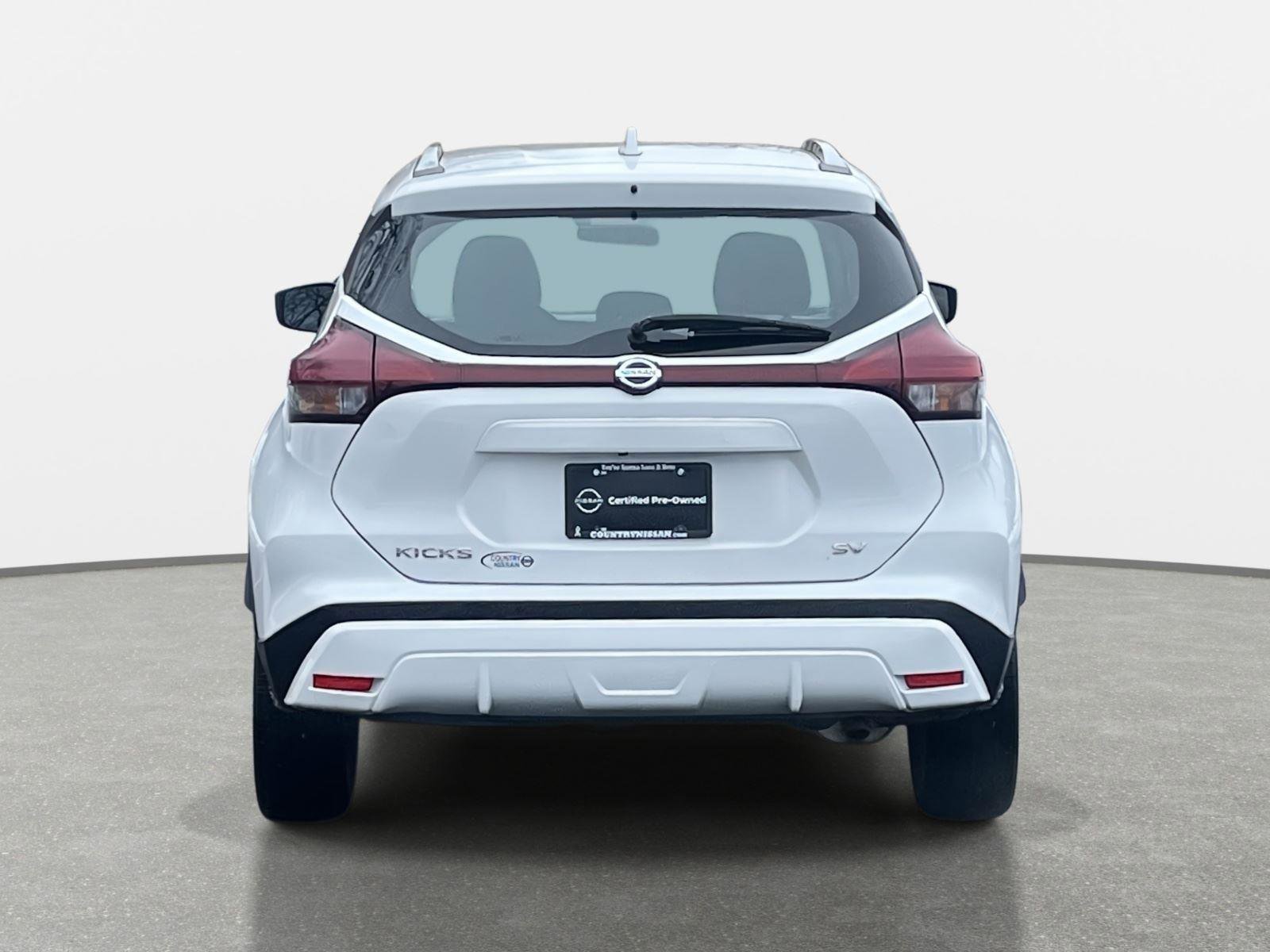 Used 2021 Nissan Kicks SV image 6