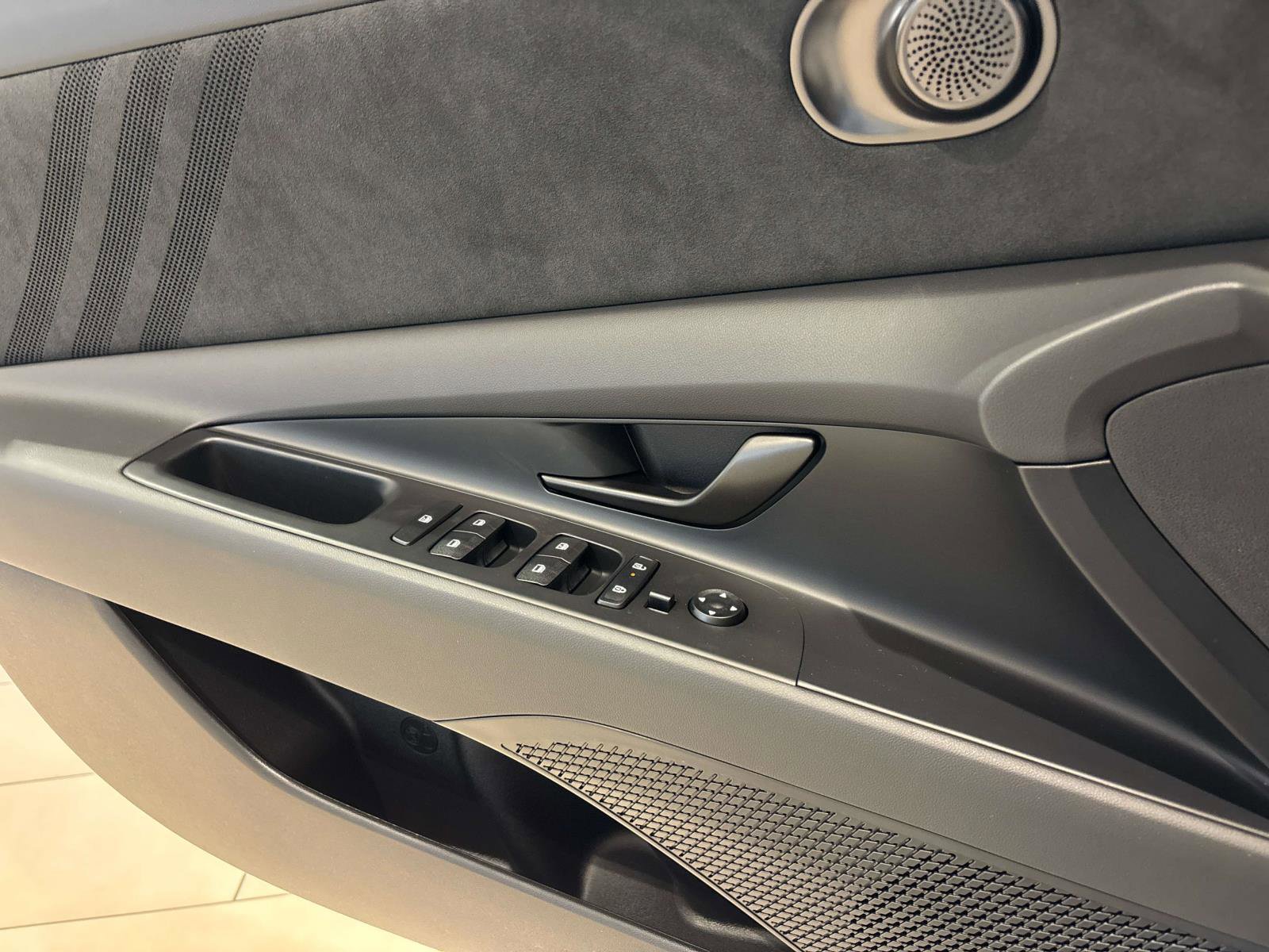 New 2026 Hyundai Elantra N w/ Cargo Package image 8