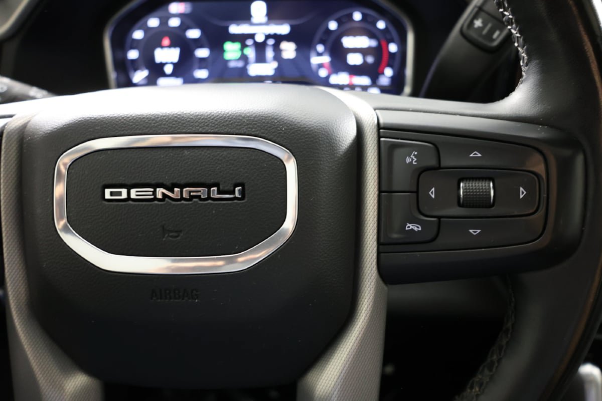 Used 2024 GMC Sierra 2500 Denali AWD/4WD image 30