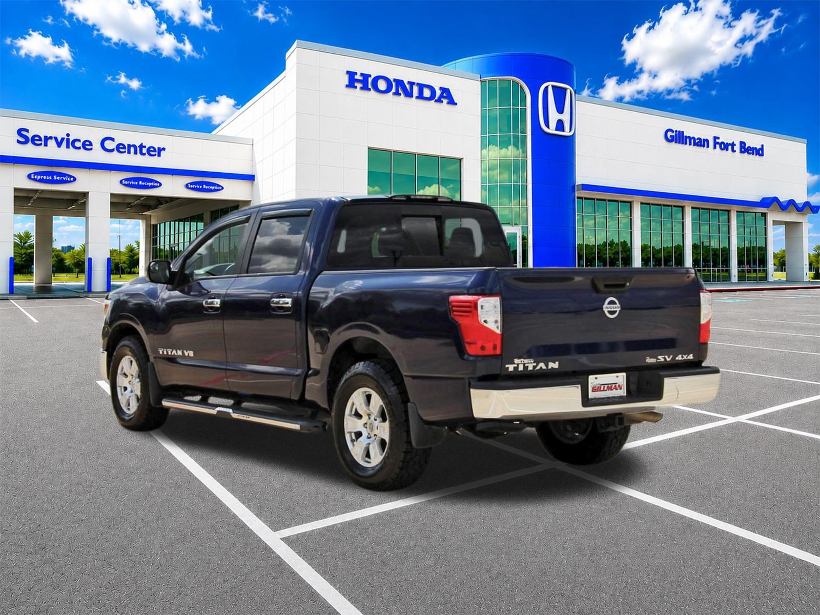 Used 2018 Nissan Titan SV AWD/4WD image 5