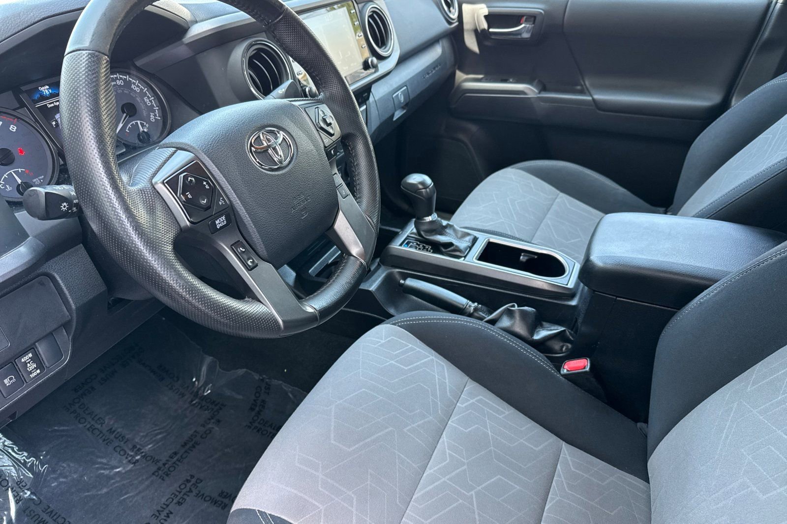 Used 2023 Toyota Tacoma TRD Sport w/ Black Out Package (TMS) AWD/4WD image 11