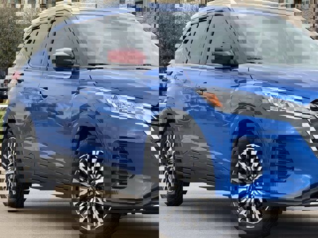 Used 2022 Nissan Kicks SV image 3