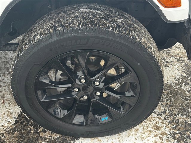 Used 2022 Jeep Wrangler Unlimited Sahara 4xe w/ Cold Weather Group image 9