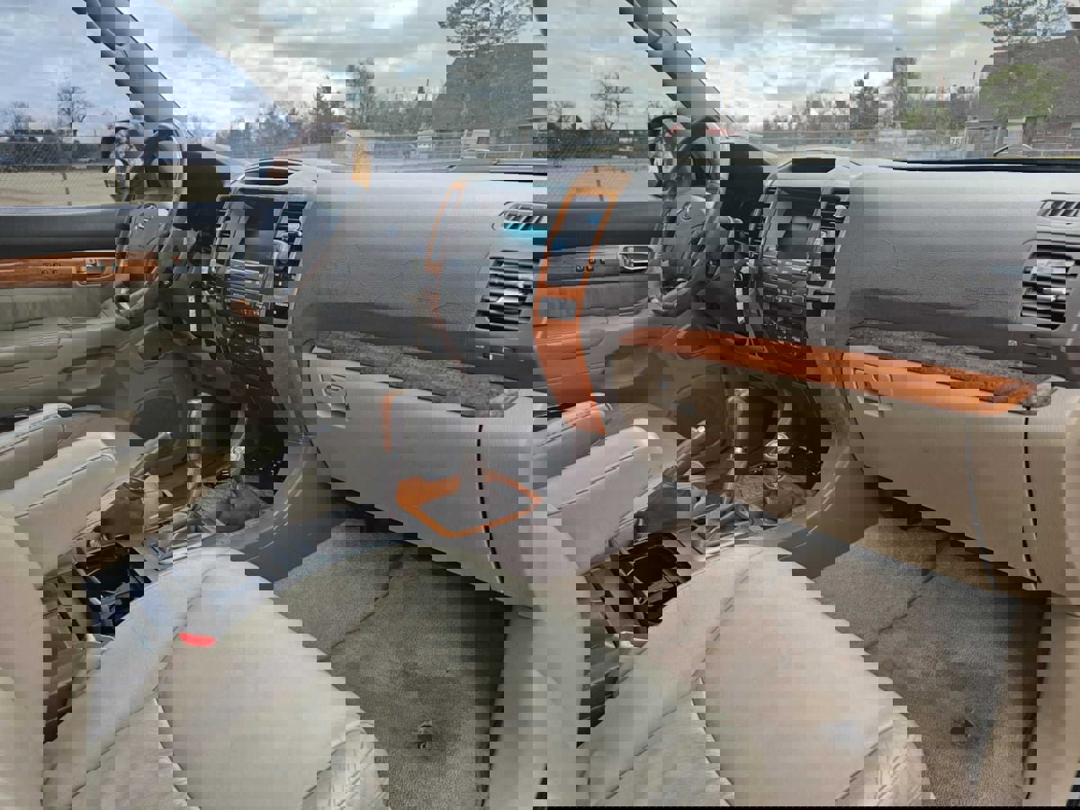 Used 2004 Lexus GX 470 4WD image 41