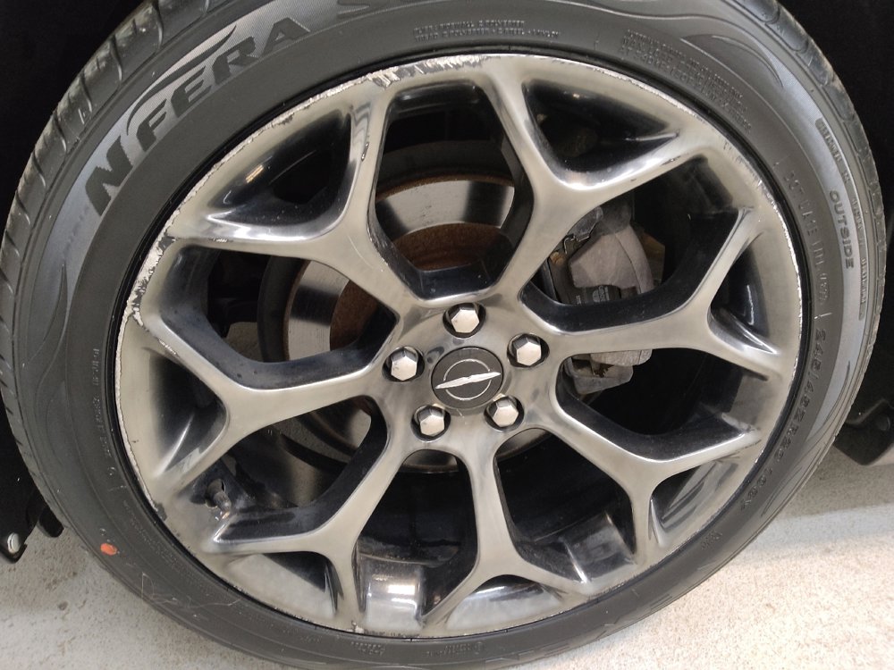 Used 2017 Chrysler 300 S image 31