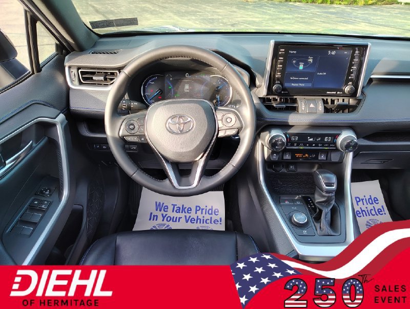 Used 2019 Toyota RAV4 XSE w/ Carpet Mat Package AWD/4WD image 26